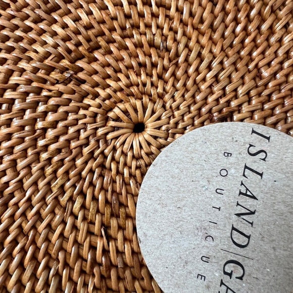 Rattan Woven Crossbody Bag Circle Round Long Strap Brown Island Gal New - Picture 6 of 9